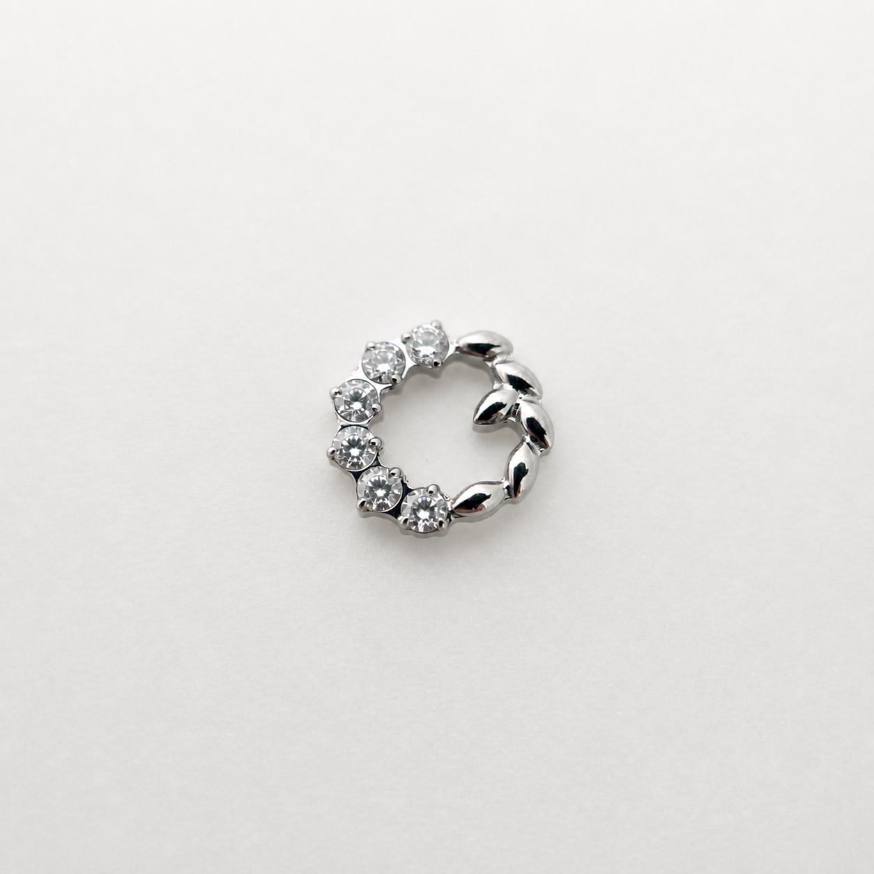 Laurel Wreath F136 Titanium flat-back jewelry image 05