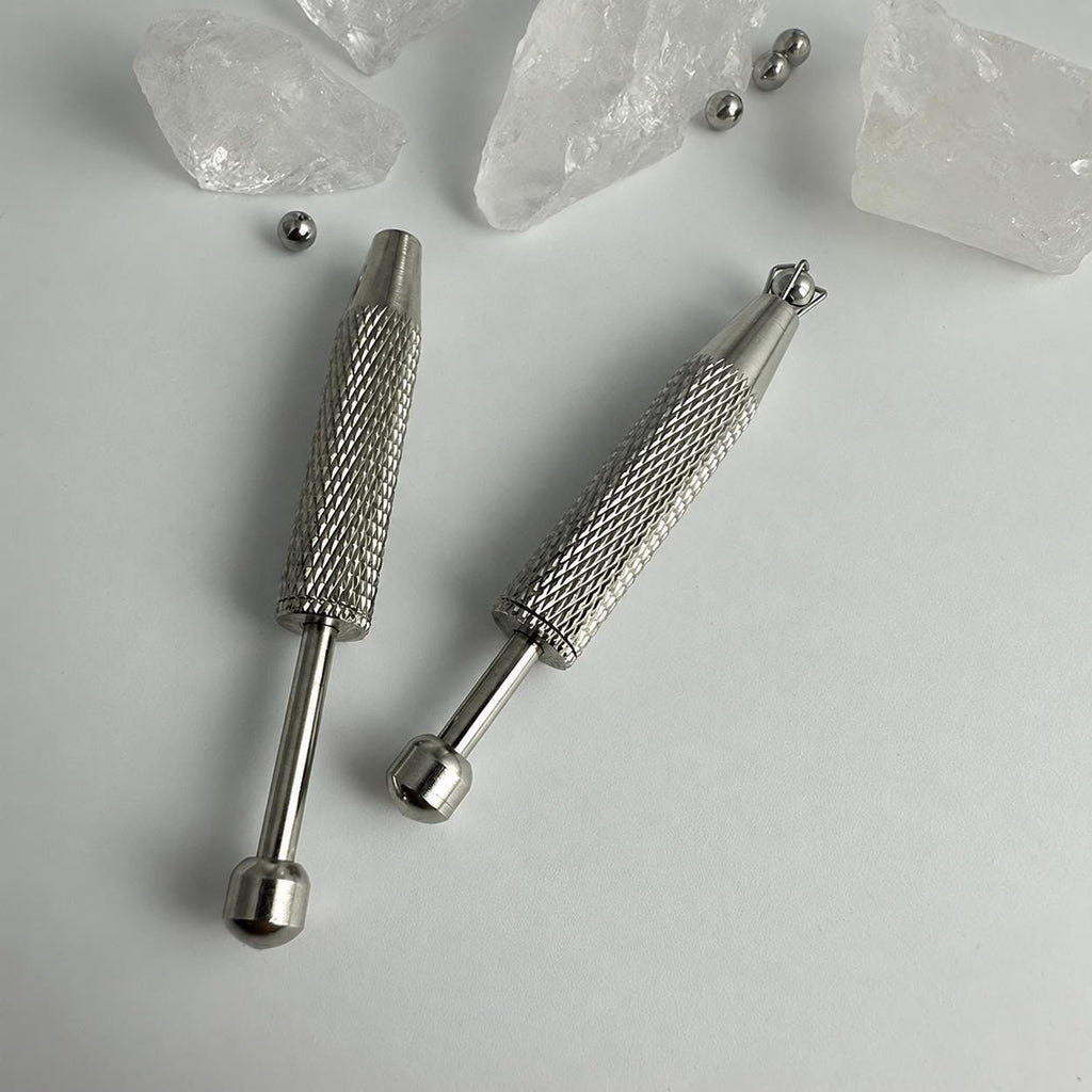 4-Prong Body Jewelry Ball Grabber detail 4
